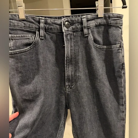 3x1 Empire Crop Gray Wash Women's Jean - super flattering - never been worn - Picture 2 of 6